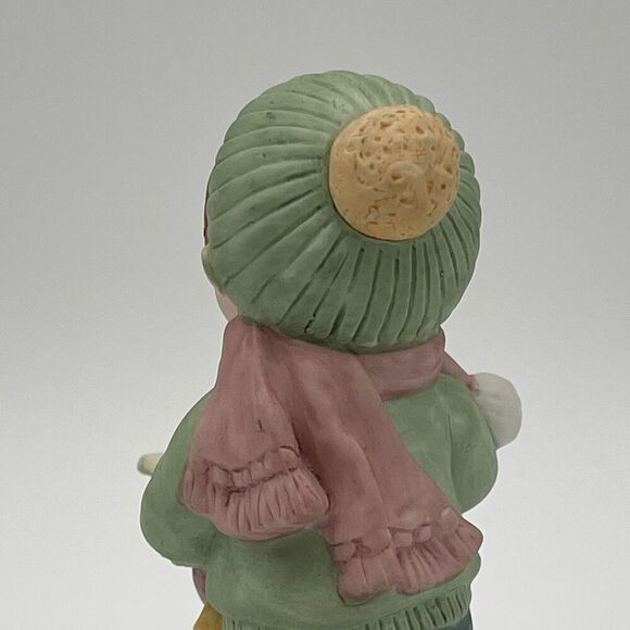 Vtg AVON Joy To The World Children Song Book Wind-Up Porcelain Musical Figurine - Picture 13 of 16